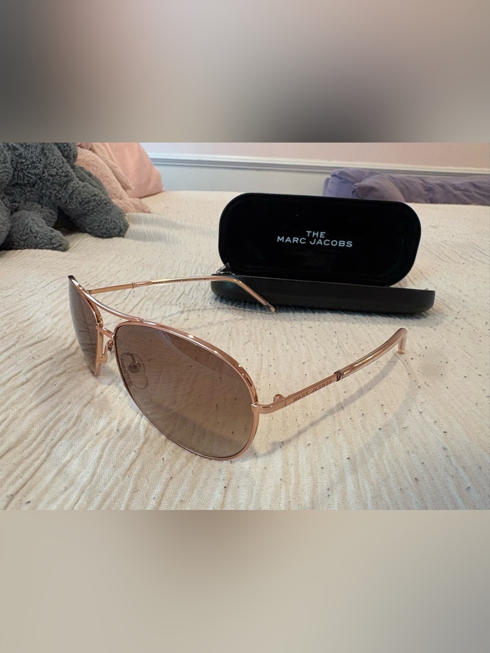 Marc Jacobs Aviator Sunglasses in Rose Gold with Dark Lenses - Picture 5 of 5
